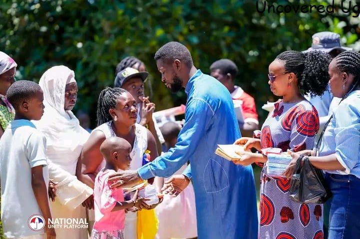 Bobi Wine Gives Scholastic Support to Children - UNCOVERED UG